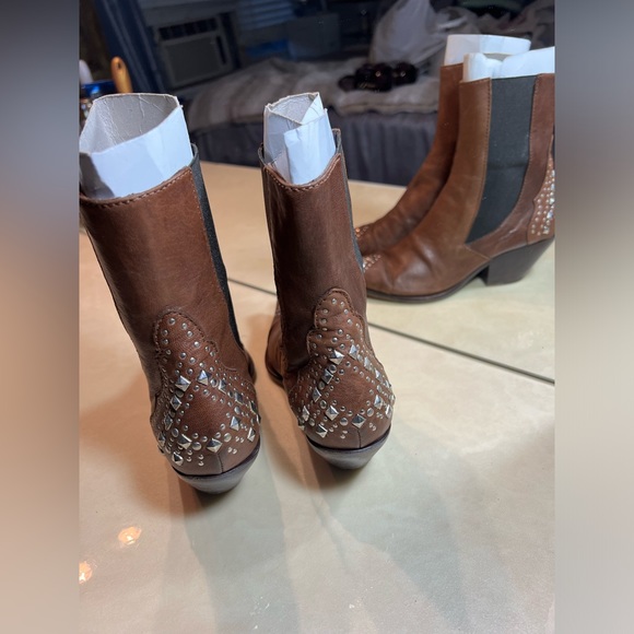 Giancarlo Paoli Made in Italy Leather Western Cut Short Studded Boots 36.5 - Picture 10 of 14